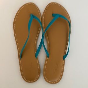 Capri sandals.